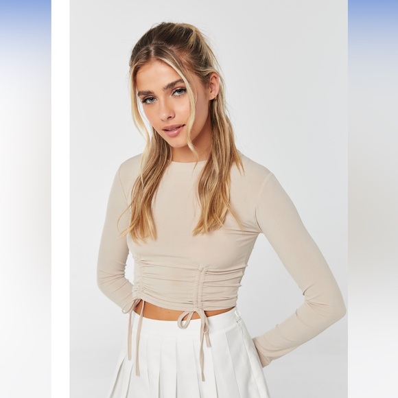 Long sleeve crop top with ruching - Picture 2 of 2